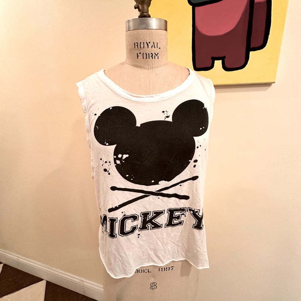 Mickey Mouse T- sleeveless.